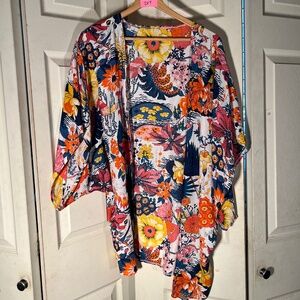 Bright Floral Shall Size 2XL